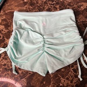 RYDERWEAR SCRUNCH BUM SHORTS